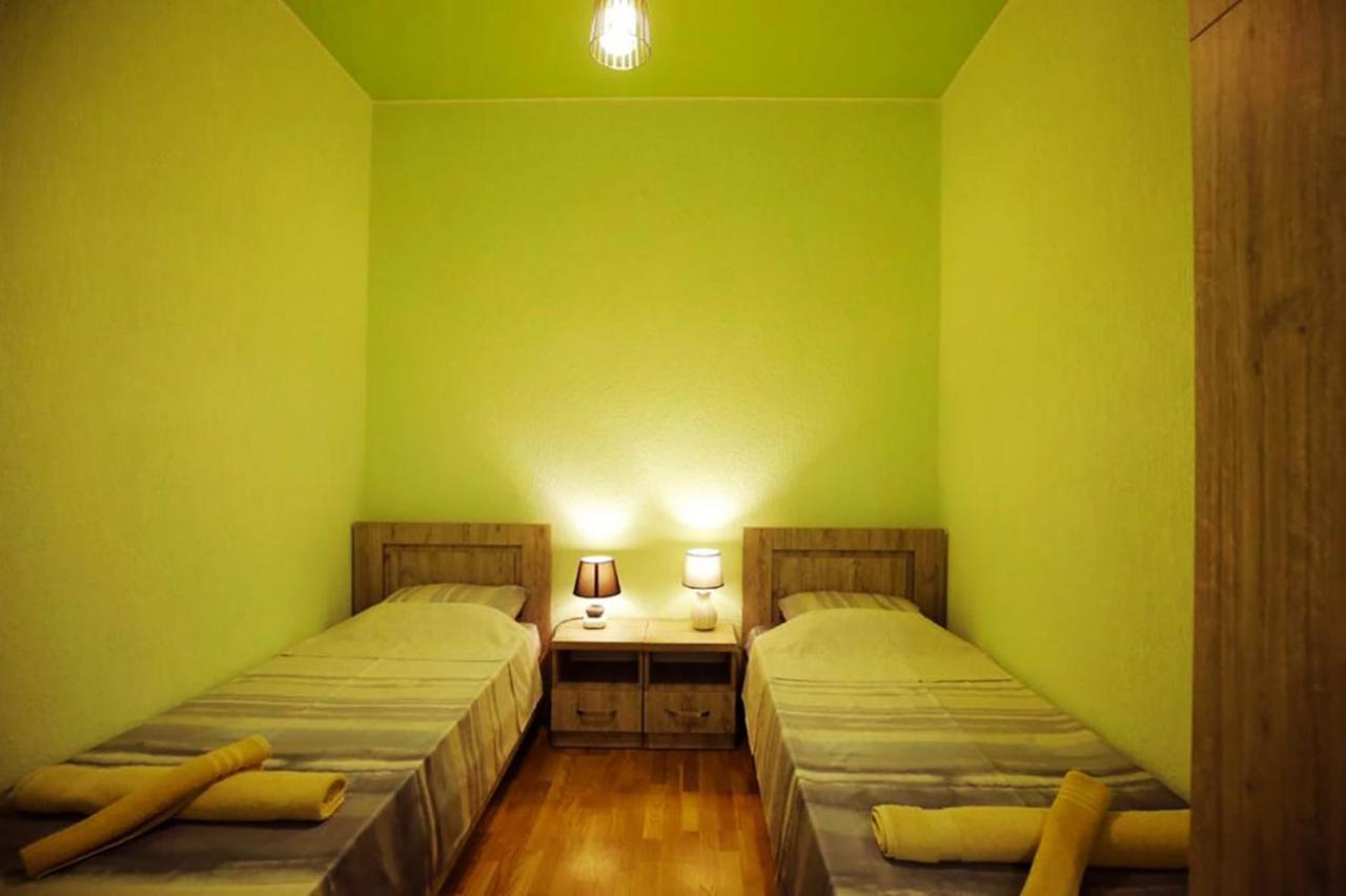 Nickos Hotel 库塔伊西 外观 照片